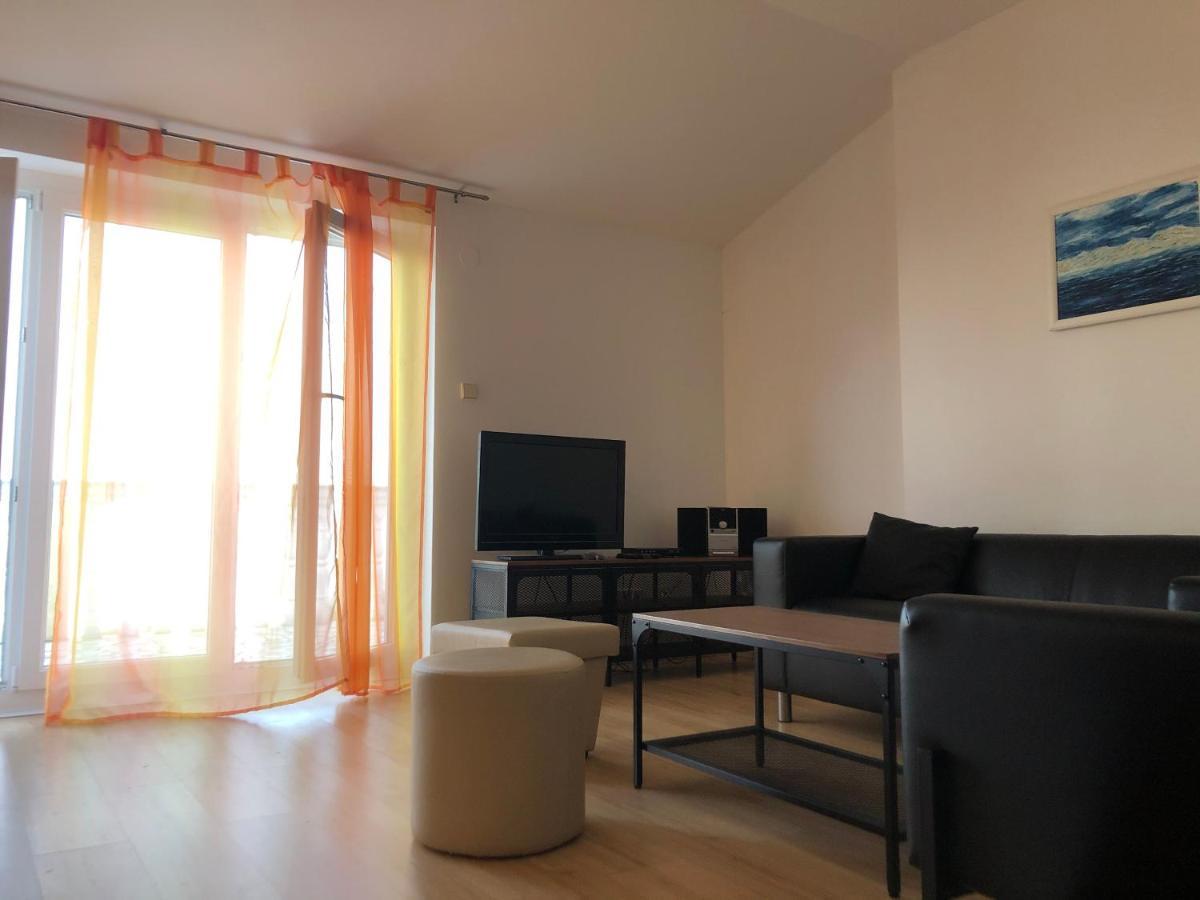 Dubravka Apartments Novi Vinodolski Exterior foto