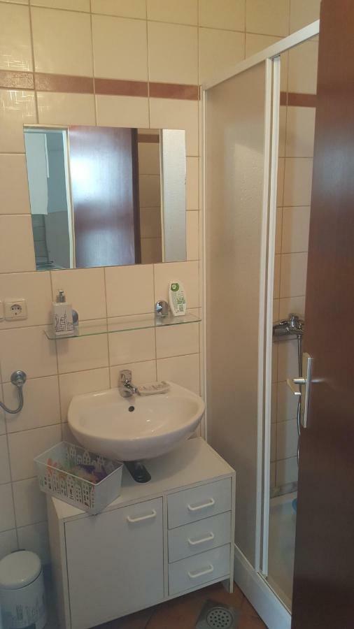 Dubravka Apartments Novi Vinodolski Exterior foto